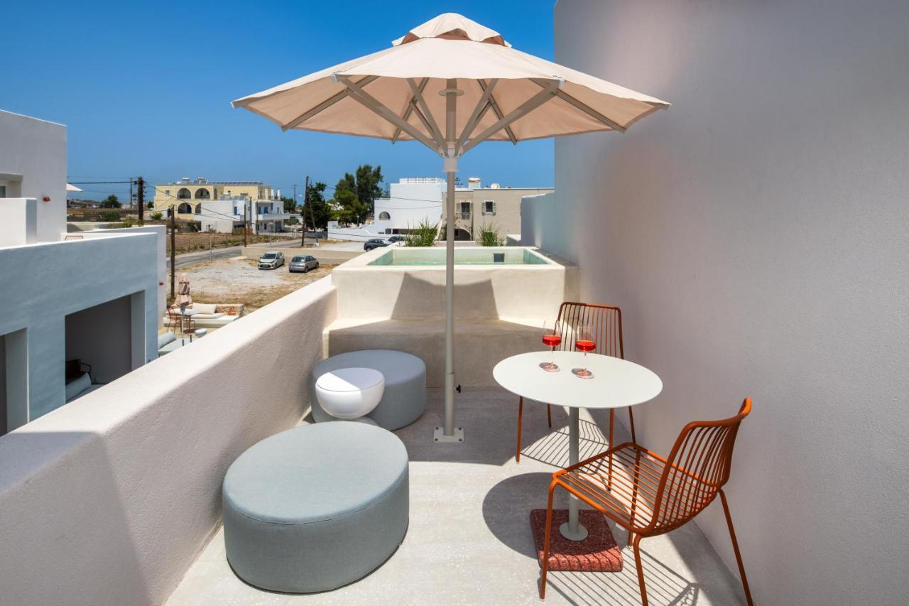 Viva Nove Suites Kamári Kültér fotó